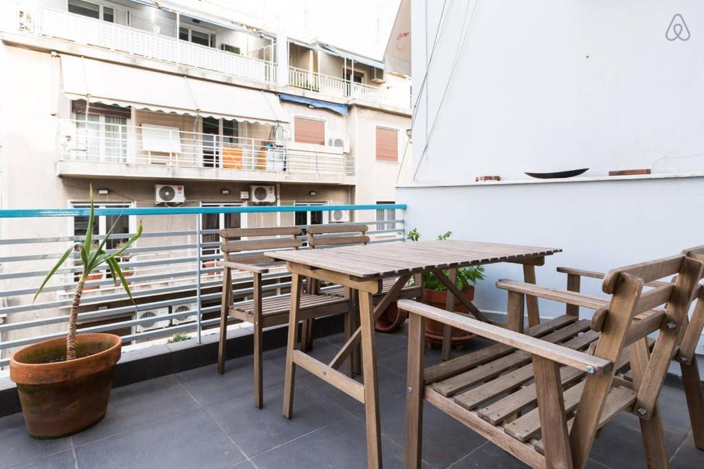 Myron Apartments Athen Eksteriør billede