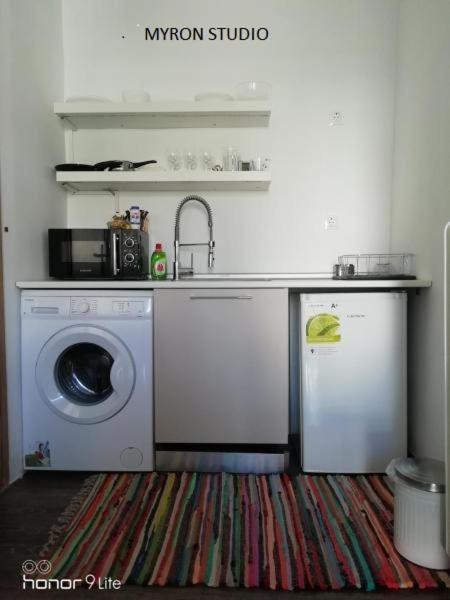 Myron Apartments Athen Eksteriør billede
